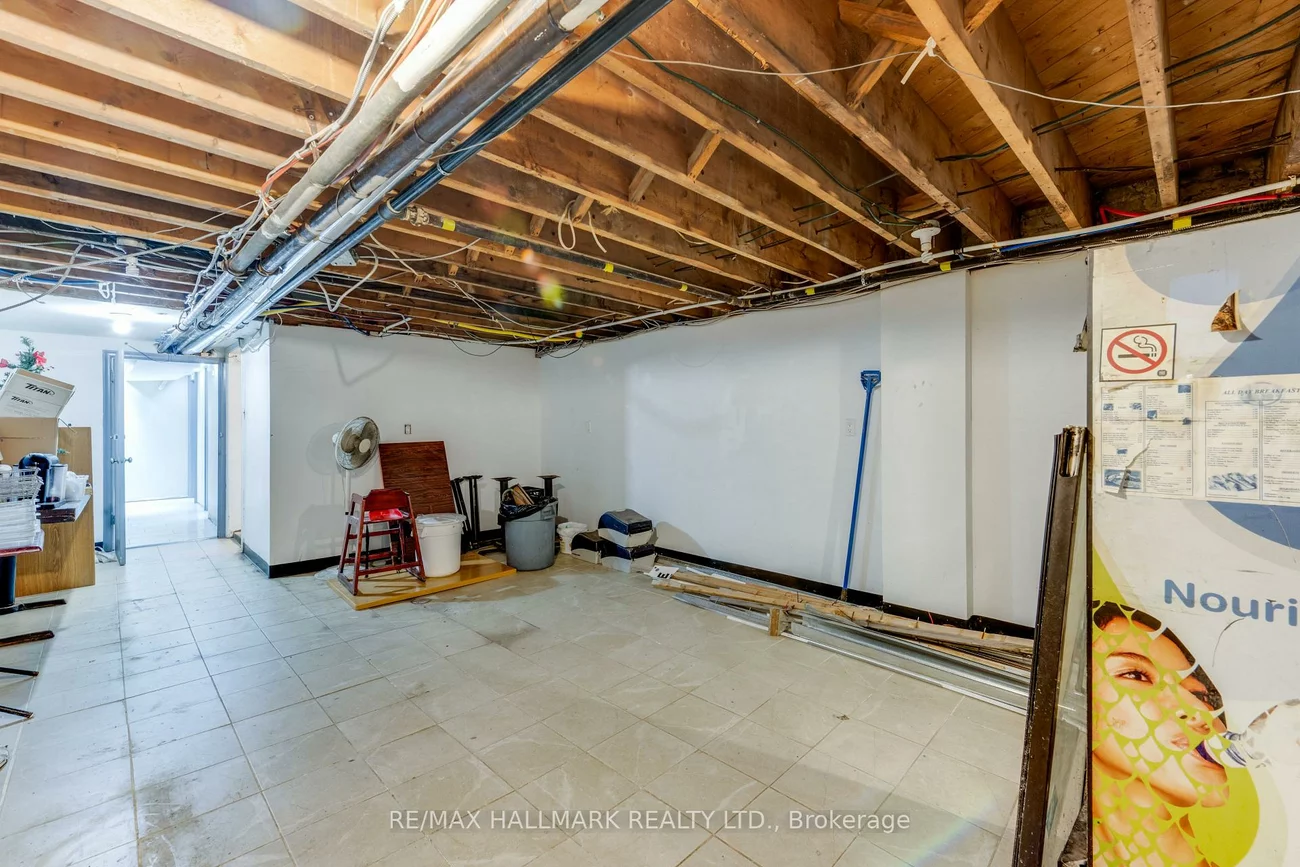 2859, St Clair, O'Connor-Parkview, Toronto