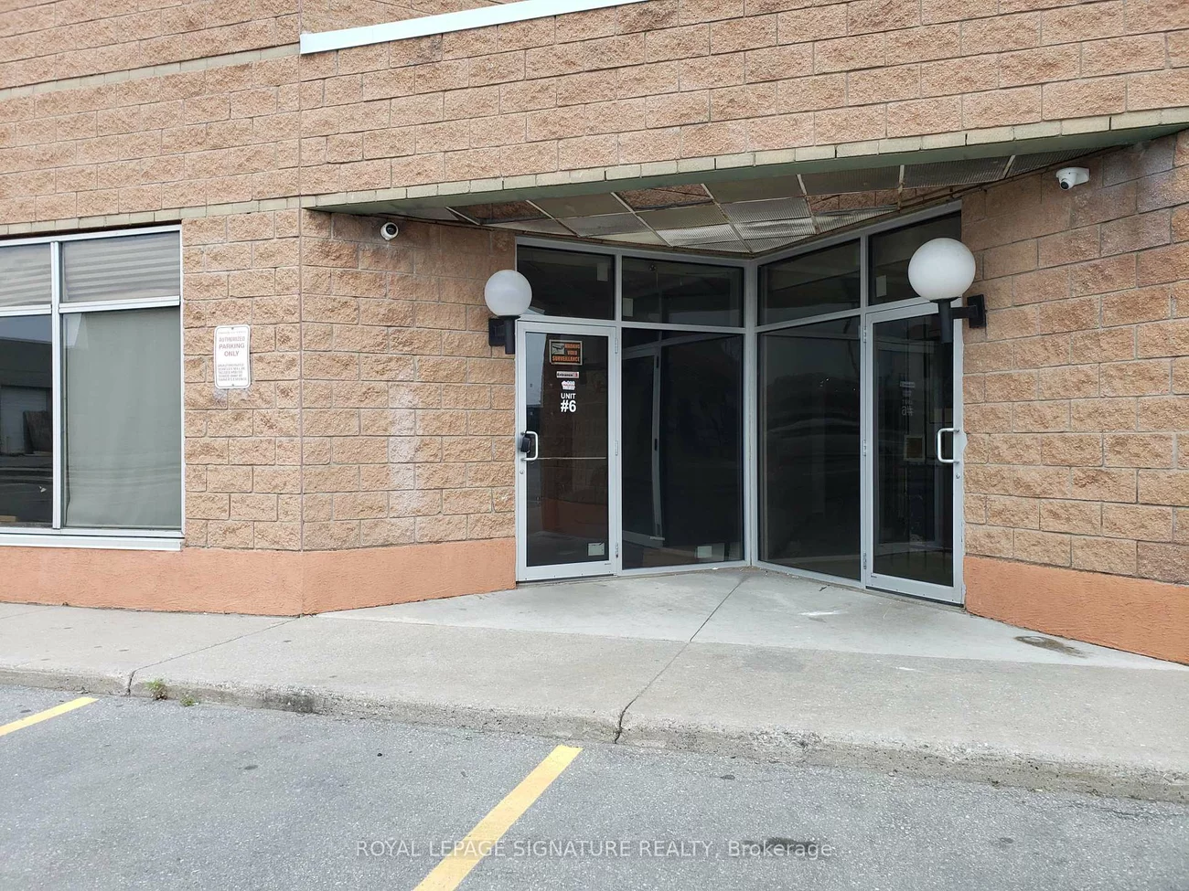 90, Ironside, Rouge E11, Toronto