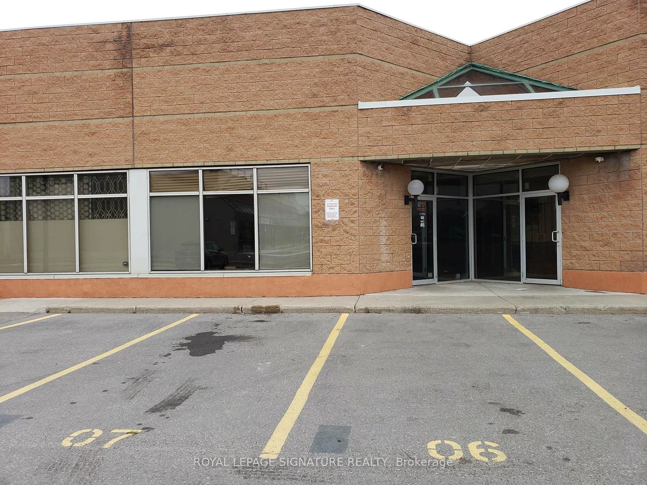 90, Ironside, Rouge E11, Toronto