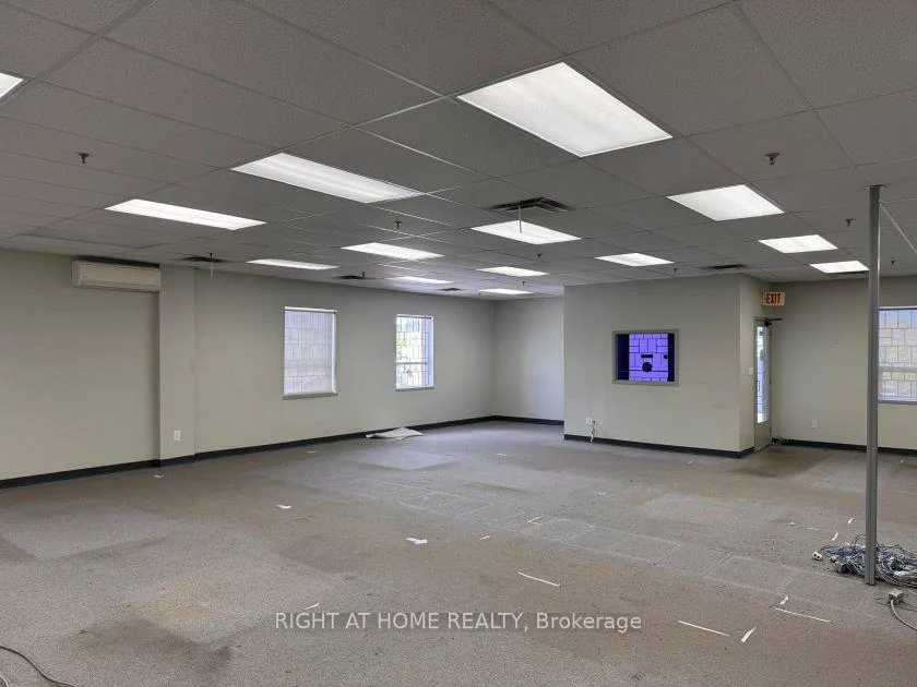 120, Midwest, Dorset Park, Toronto