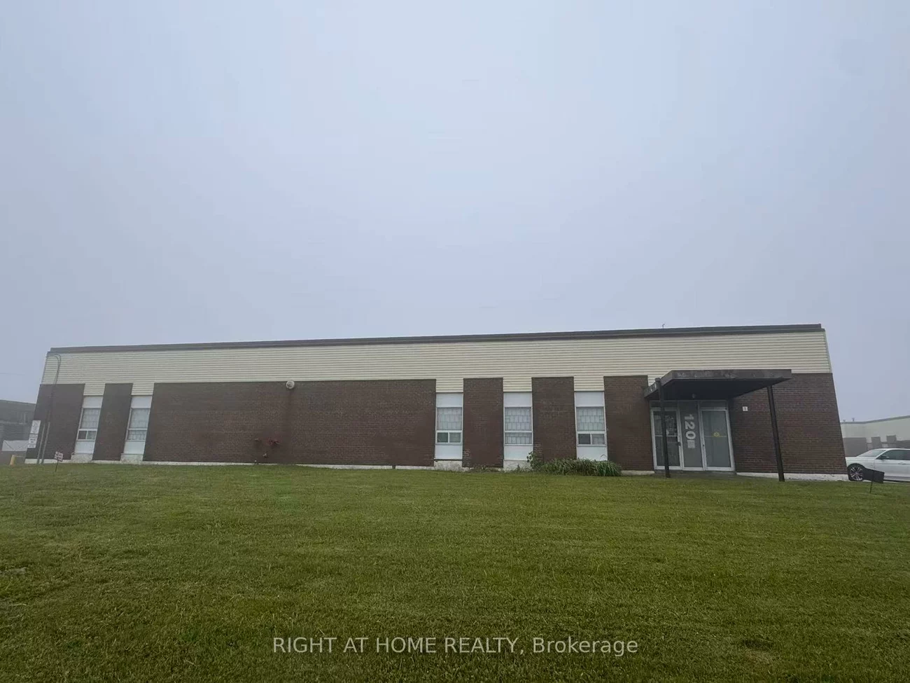 120, Midwest, Dorset Park, Toronto