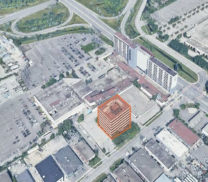 10, Kelfield, West Humber-Clairville, Toronto