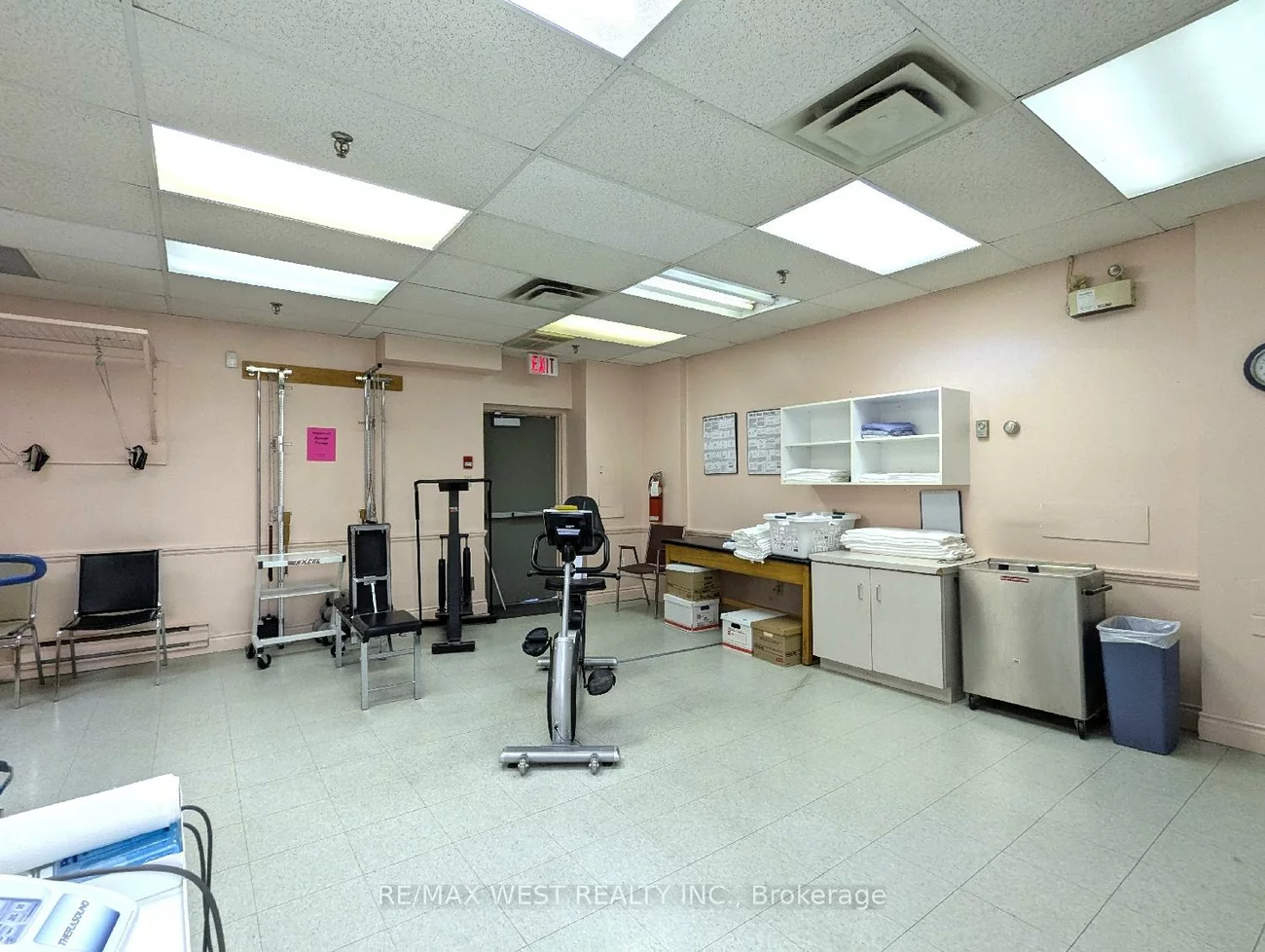 2468, Eglinton, Beechborough-Greenbrook, Toronto