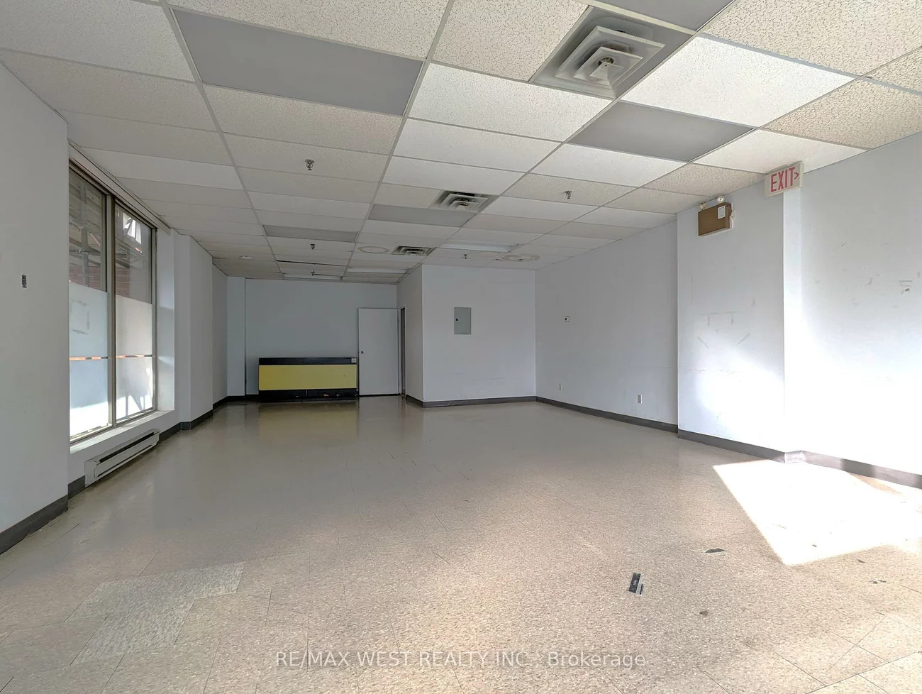 2468, Eglinton, Beechborough-Greenbrook, Toronto
