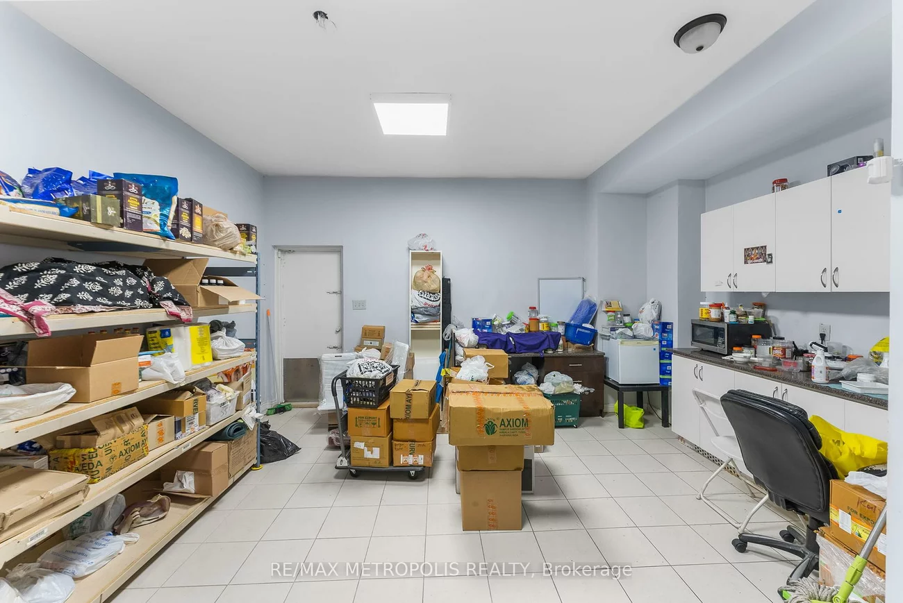 2661, ISLINGTON, Thistletown-Beaumonde Heights, Toronto