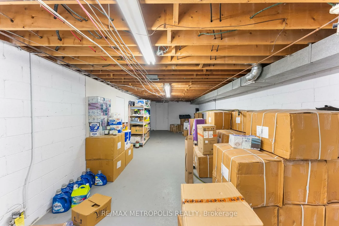 2661, ISLINGTON, Thistletown-Beaumonde Heights, Toronto