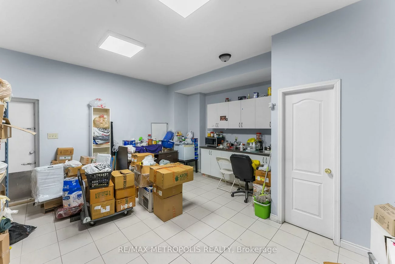 2661, ISLINGTON, Thistletown-Beaumonde Heights, Toronto