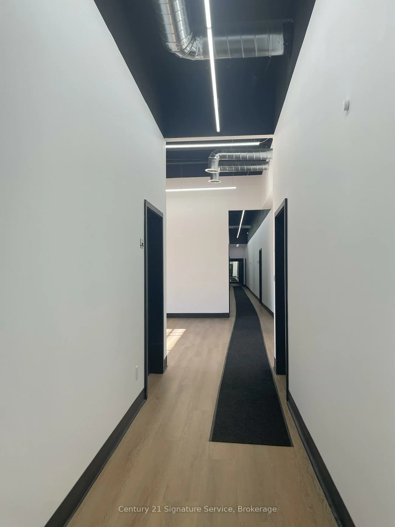 10, Plastics, Stonegate-Queensway, Toronto
