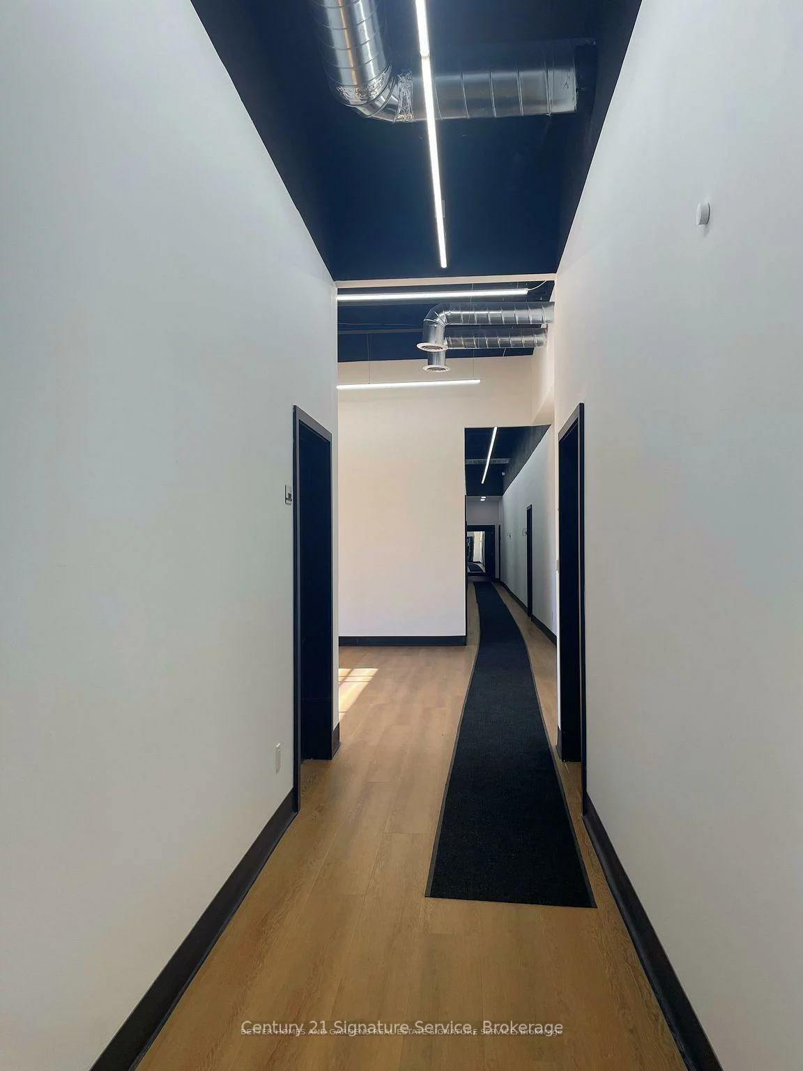 10, Plastics, Stonegate-Queensway, Toronto