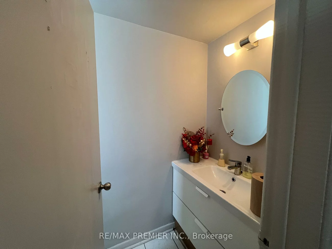 2437, Finch, Humbermede, Toronto