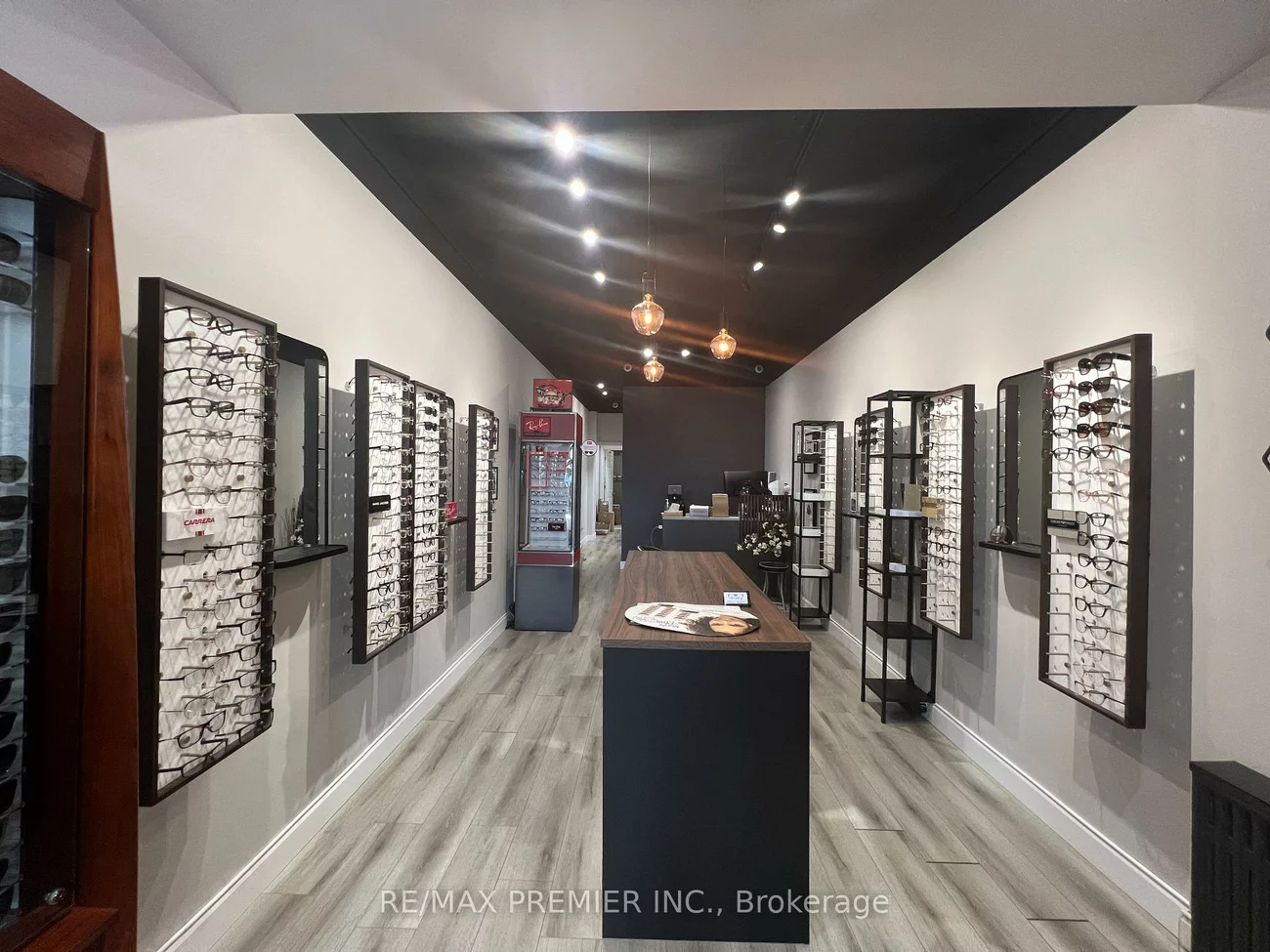 2437, Finch, Humbermede, Toronto