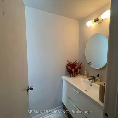 2437, Finch, Humbermede, Toronto