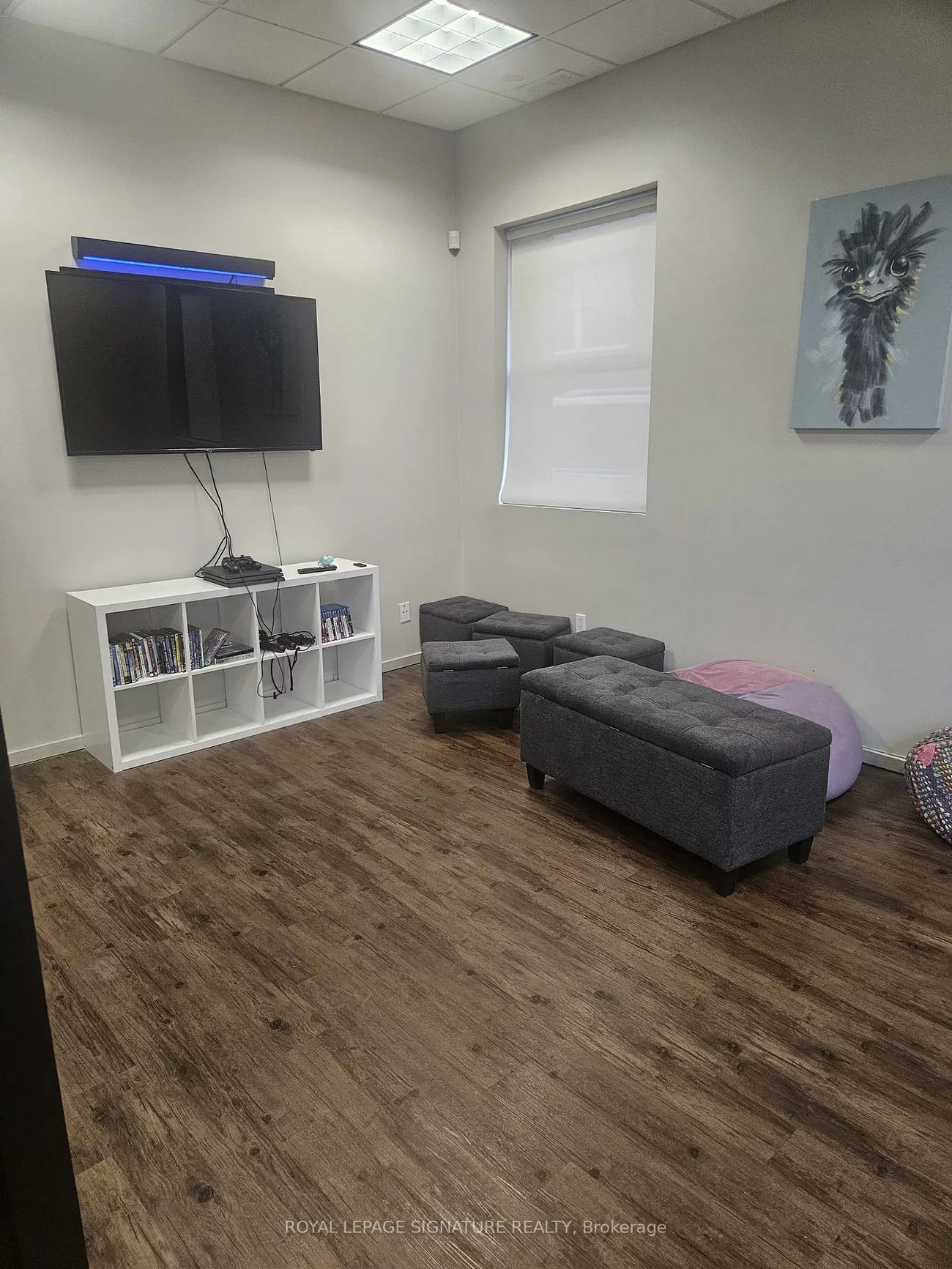 204, Pellatt, Humberlea-Pelmo Park W5, Toronto