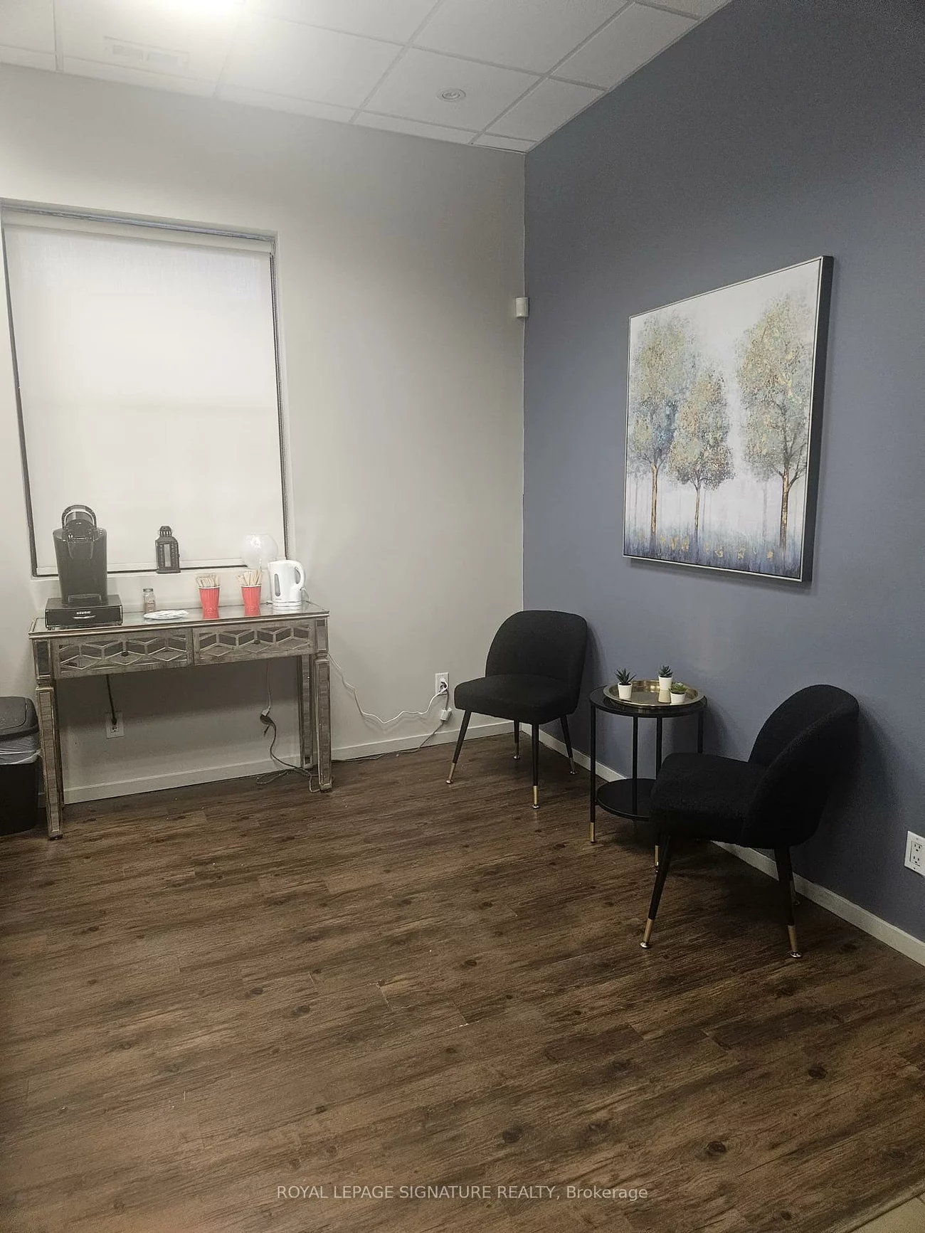 204, Pellatt, Humberlea-Pelmo Park W5, Toronto