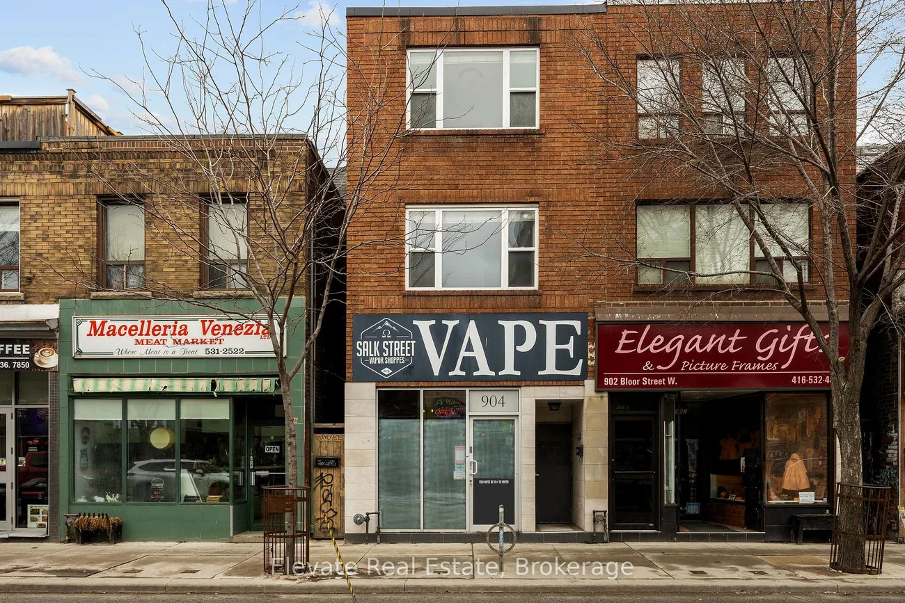 904, Bloor, Dovercourt-Wallace Emerson-Junction, Toronto