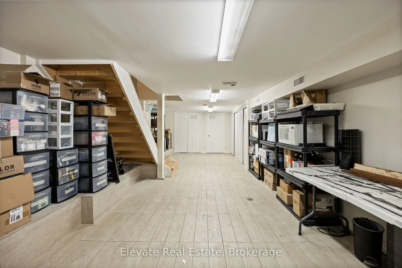 904, Bloor, Dovercourt-Wallace Emerson-Junction, Toronto