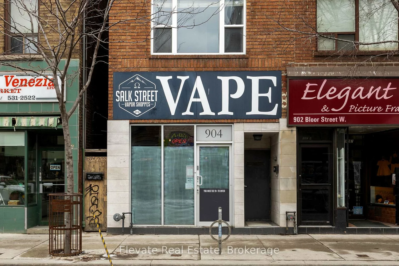 904, Bloor, Dovercourt-Wallace Emerson-Junction, Toronto