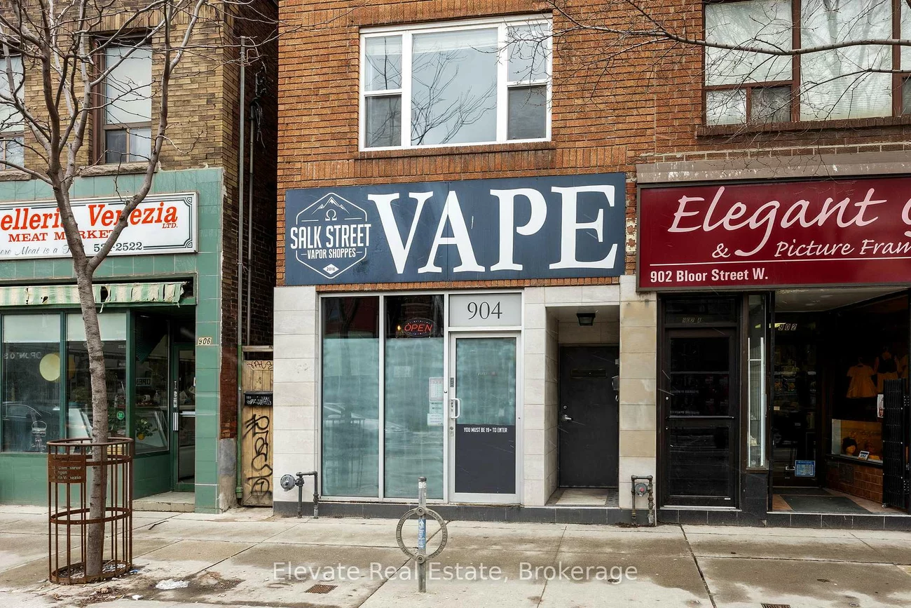 904, Bloor, Dovercourt-Wallace Emerson-Junction, Toronto