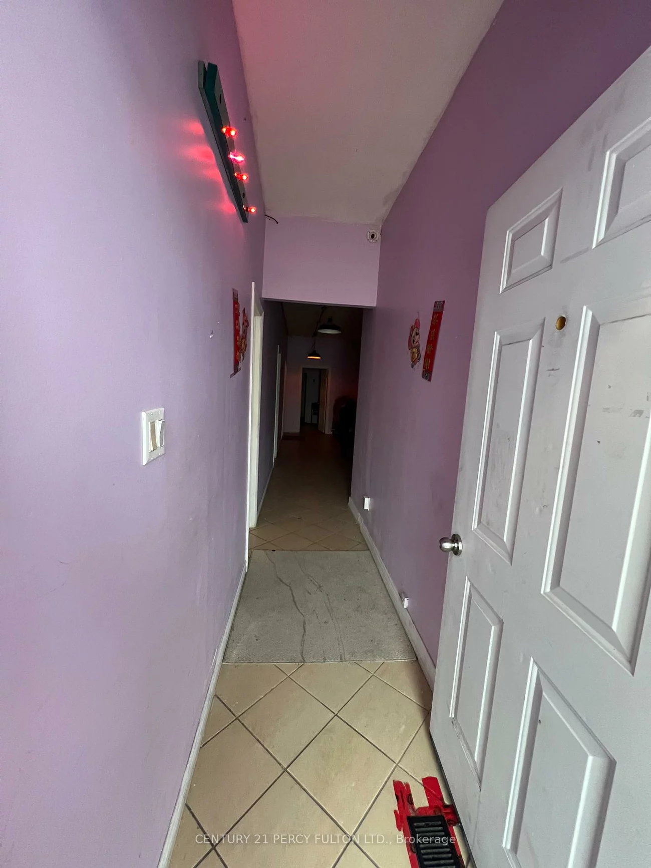 1506, Eglinton, Briar Hill-Belgravia, Toronto