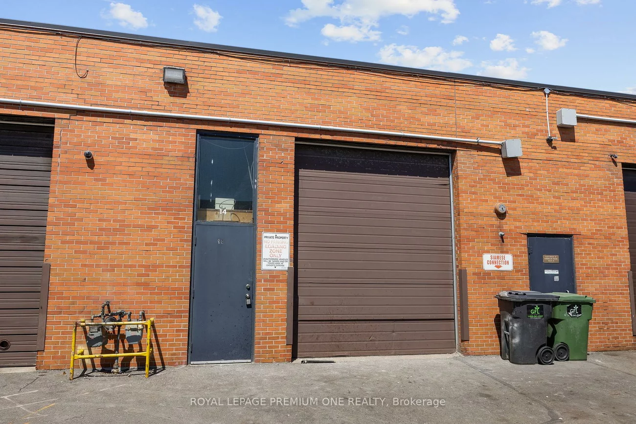 750, Oakdale, Glenfield-Jane Heights, Toronto