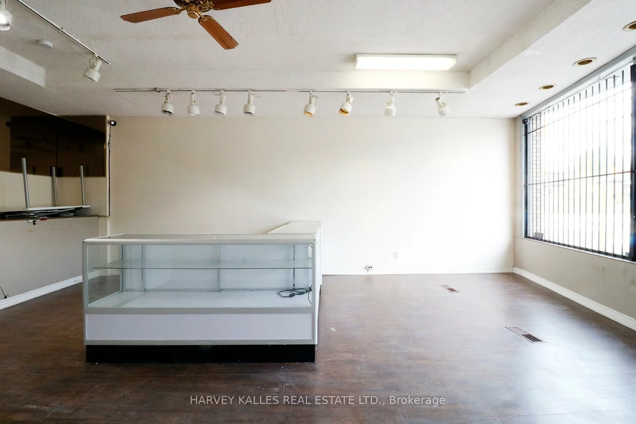 3811, Lake Shore, Long Branch, Toronto
