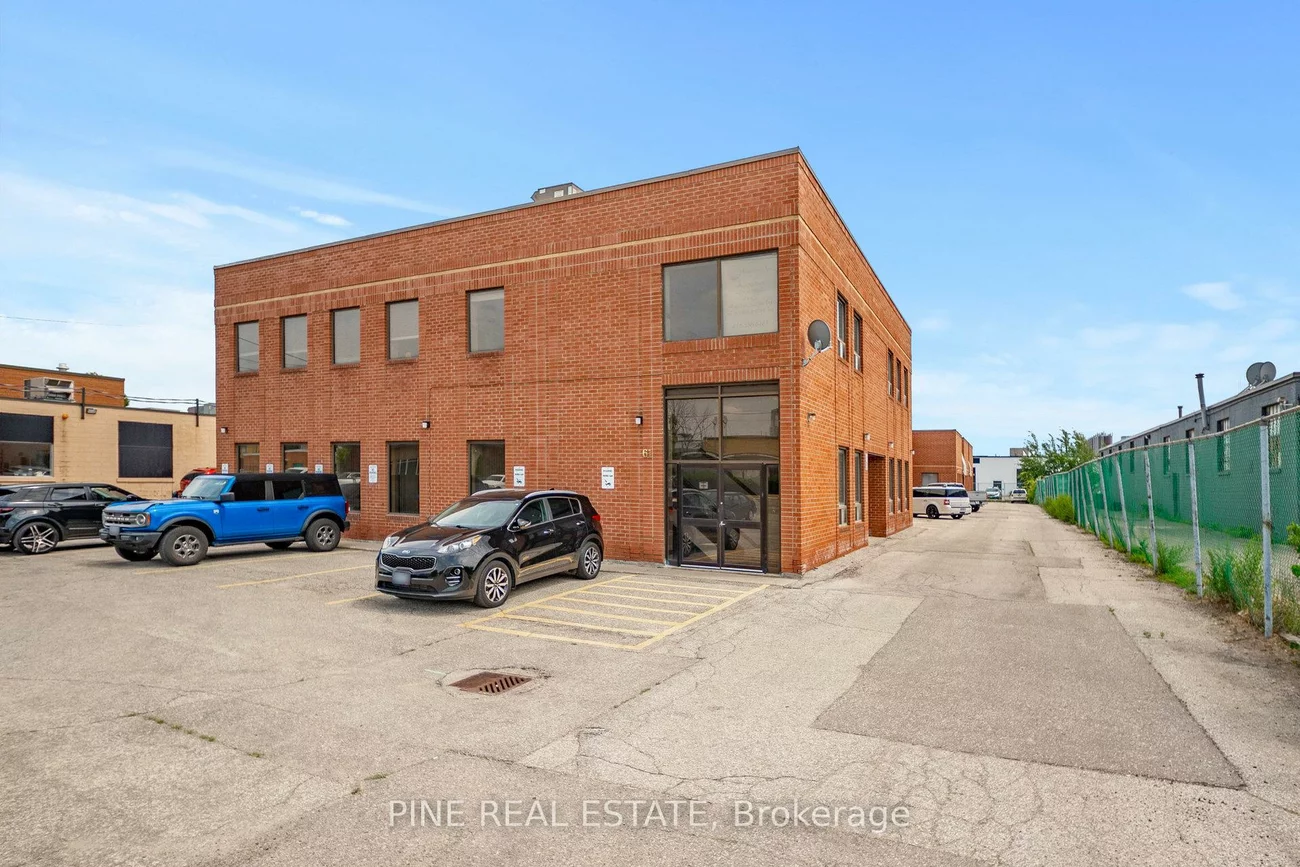 61, Advance, Islington-City Centre West, Toronto