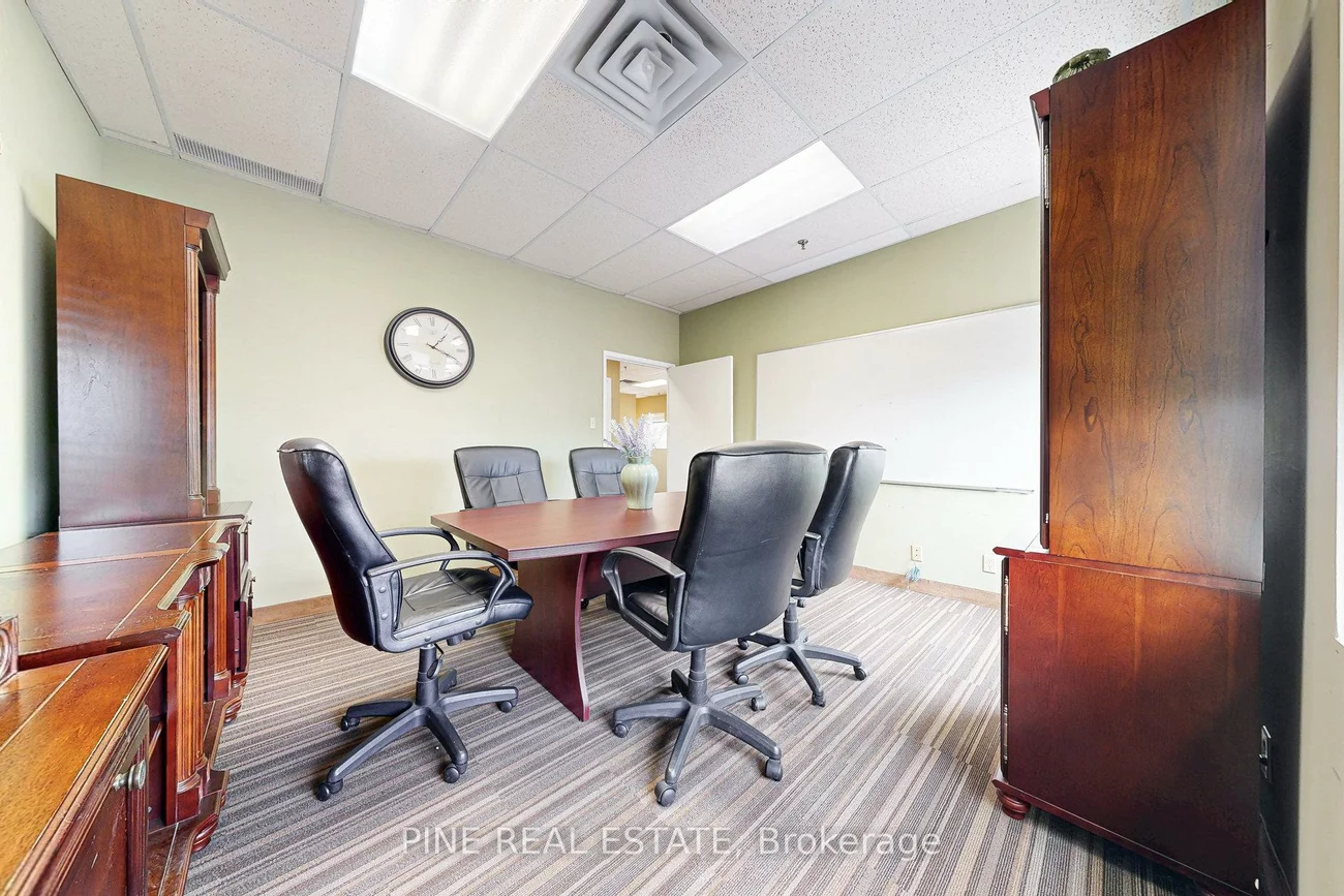61, Advance, Islington-City Centre West, Toronto