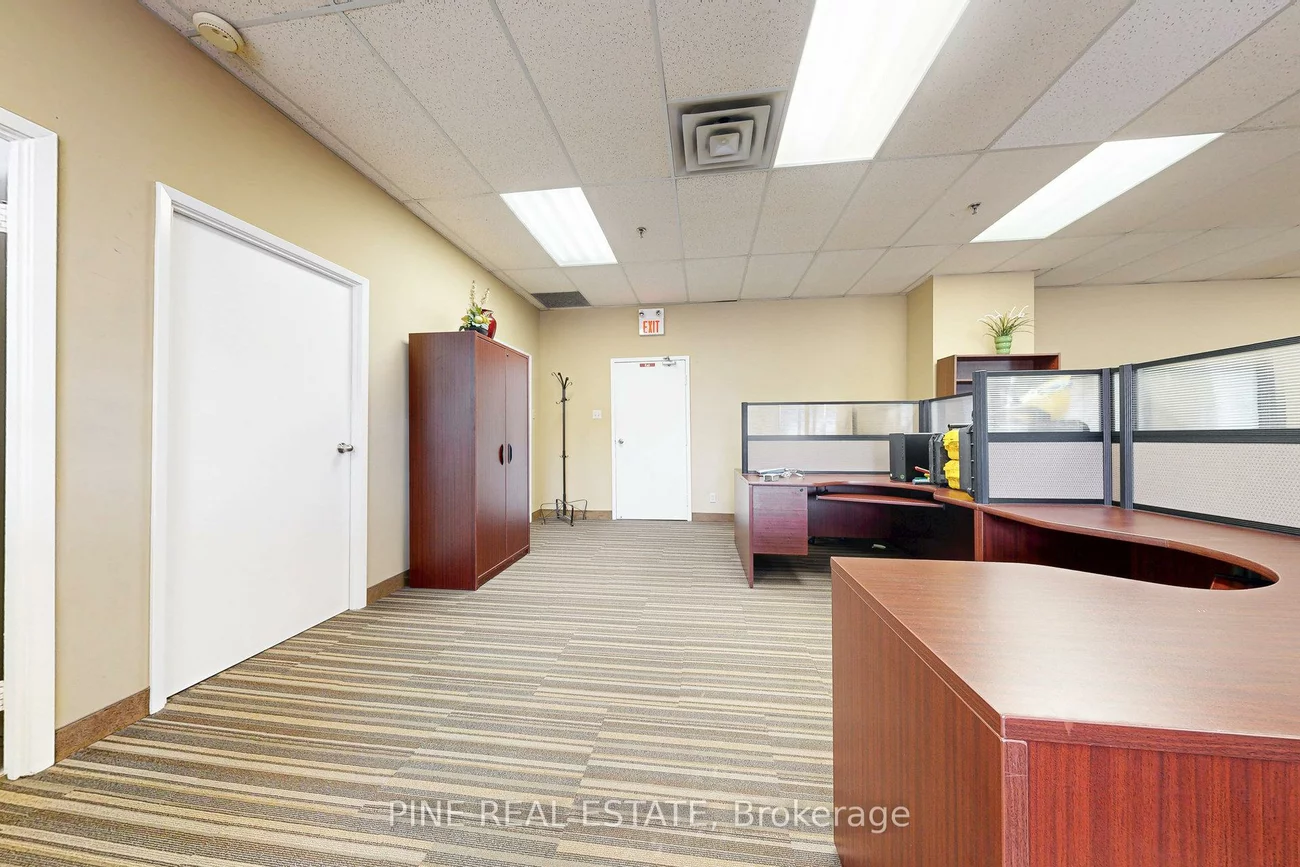 61, Advance, Islington-City Centre West, Toronto