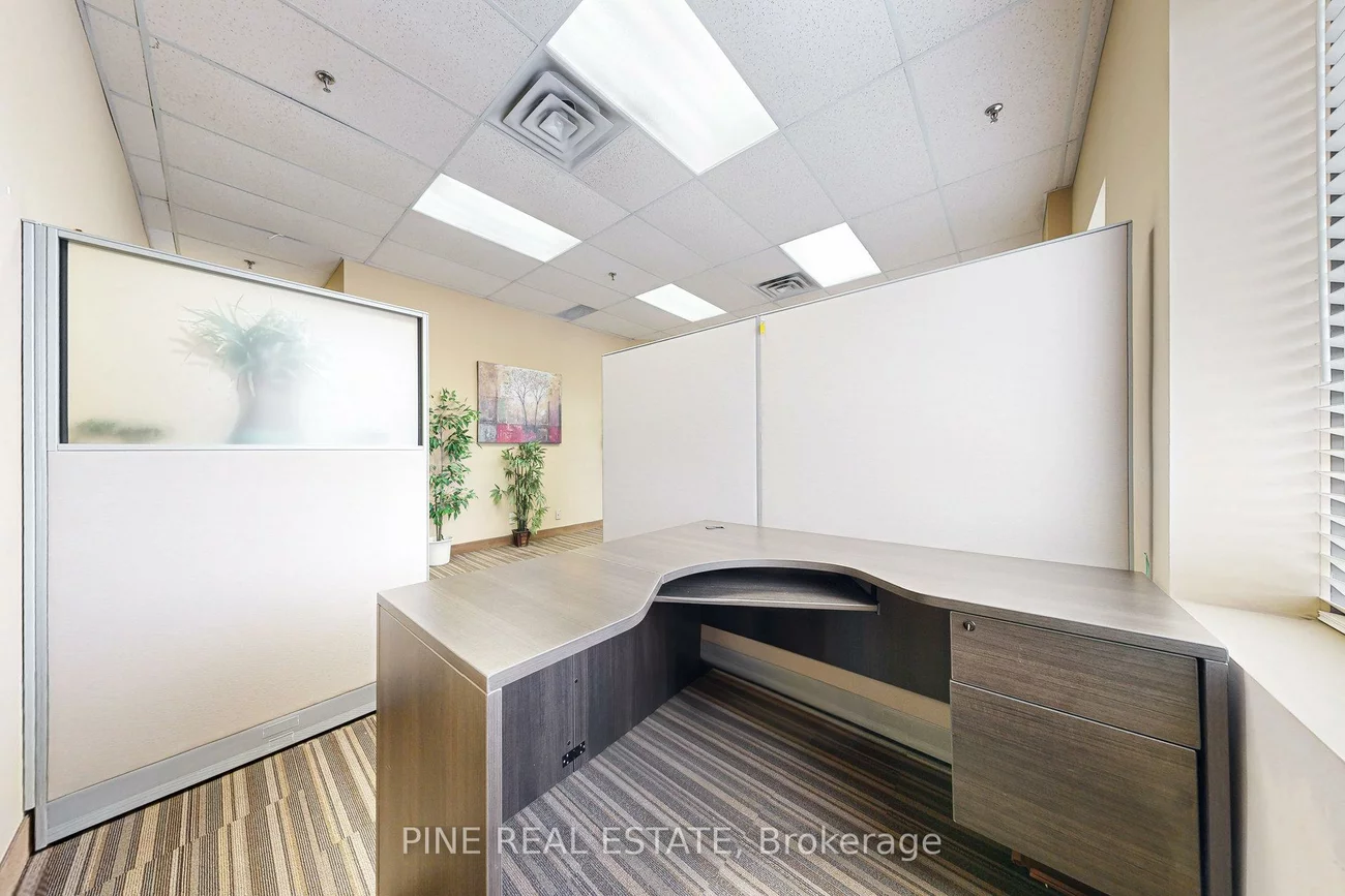 61, Advance, Islington-City Centre West, Toronto