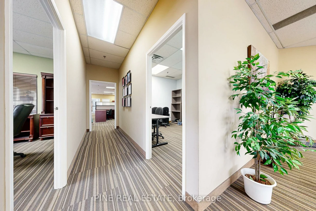 61, Advance, Islington-City Centre West, Toronto