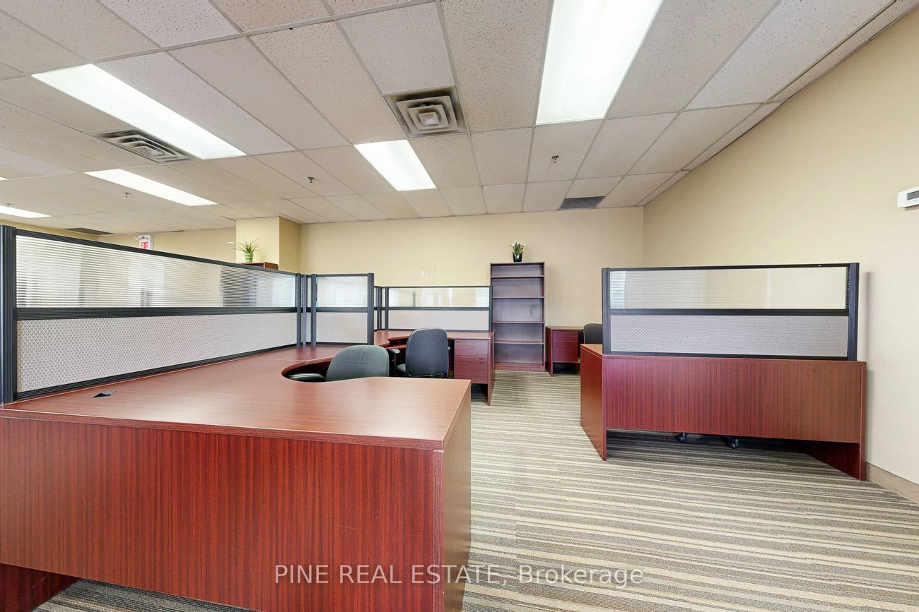 61, Advance, Islington-City Centre West, Toronto
