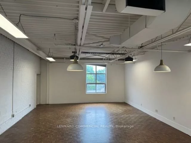 15, Adrian, Weston-Pellam Park, Toronto