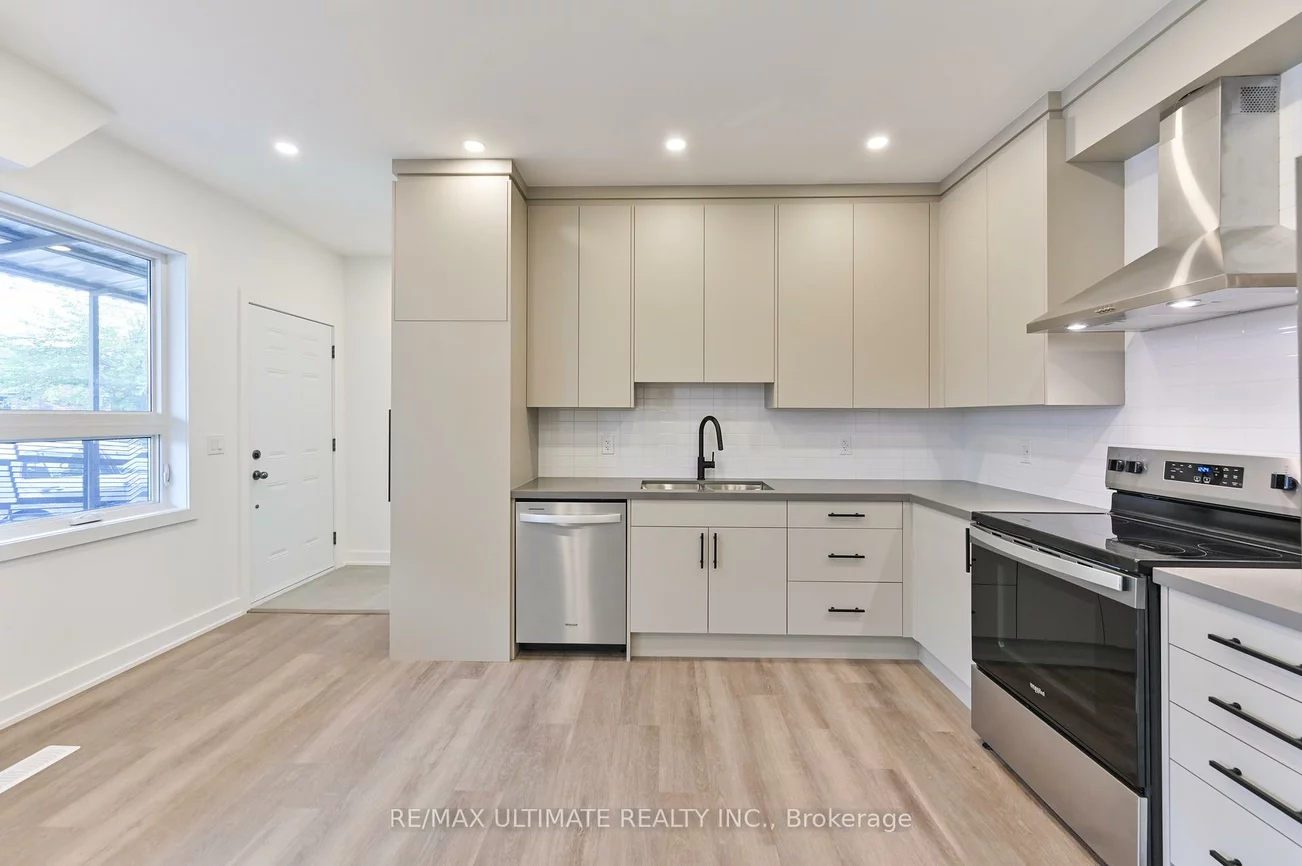 140, Rogers Rd, Caledonia-Fairbank, Toronto