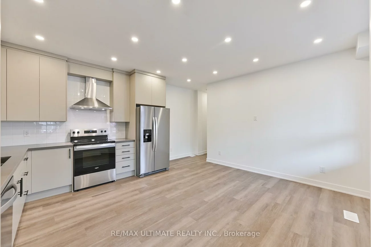 140, Rogers Rd, Caledonia-Fairbank, Toronto