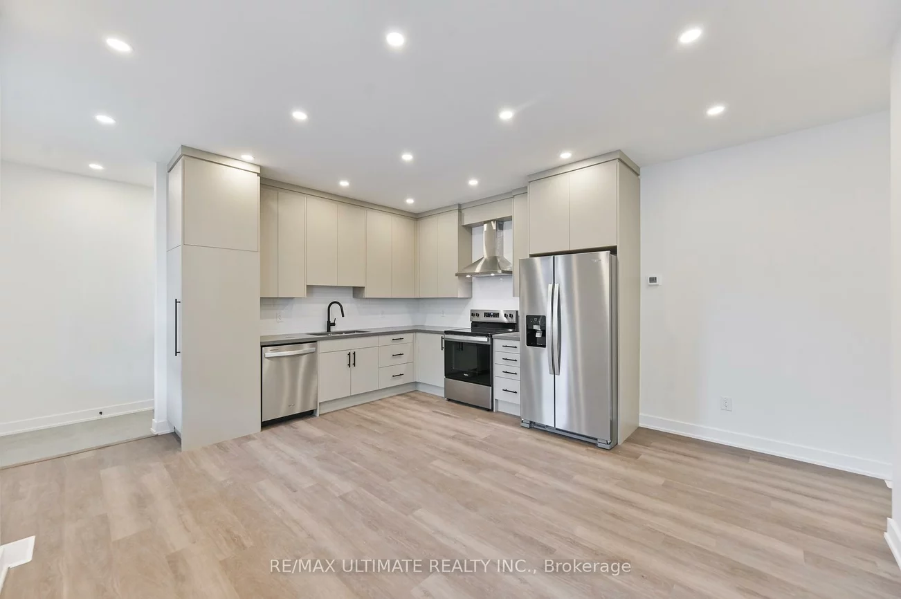 140, Rogers Rd, Caledonia-Fairbank, Toronto
