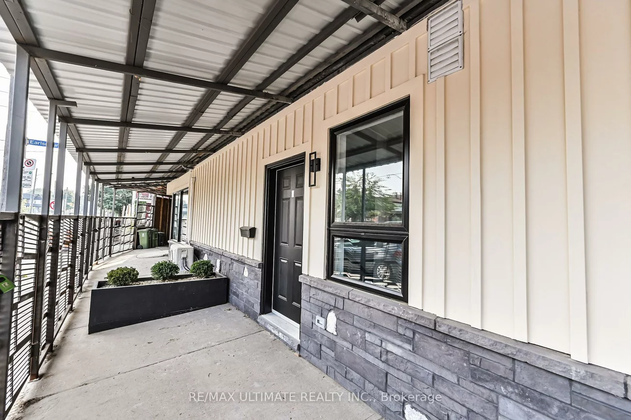 140, Rogers Rd, Caledonia-Fairbank, Toronto