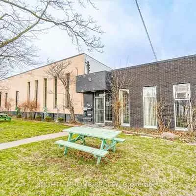 26-30, Six Point, Islington-City Centre West, Toronto