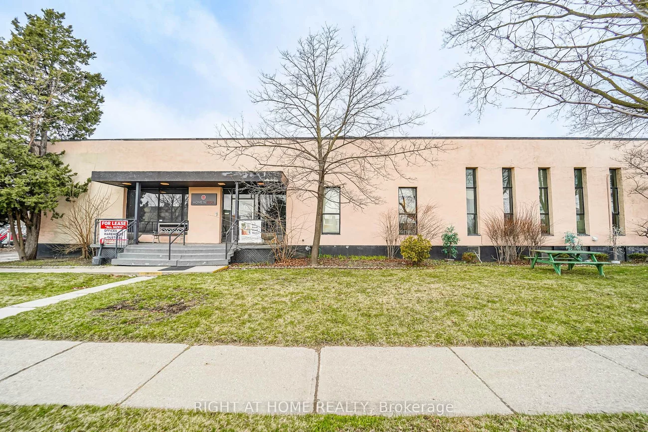 26-30, Six Point, Islington-City Centre West, Toronto