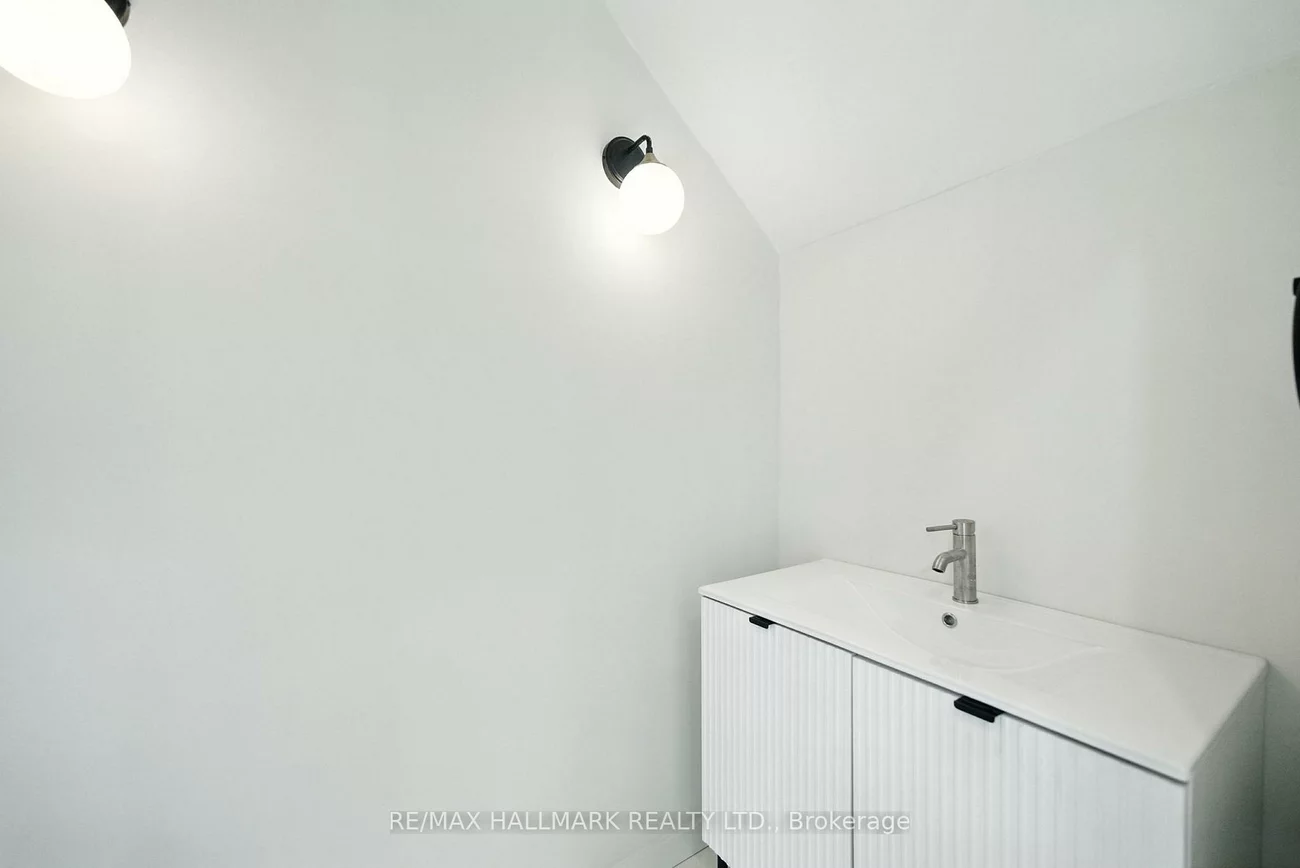 170, Perth, Dovercourt-Wallace Emerson-Junction, Toronto