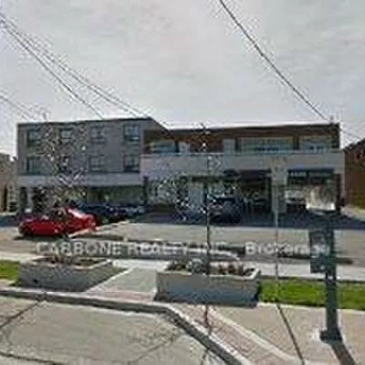 66, Plunkett, Humber Summit, Toronto