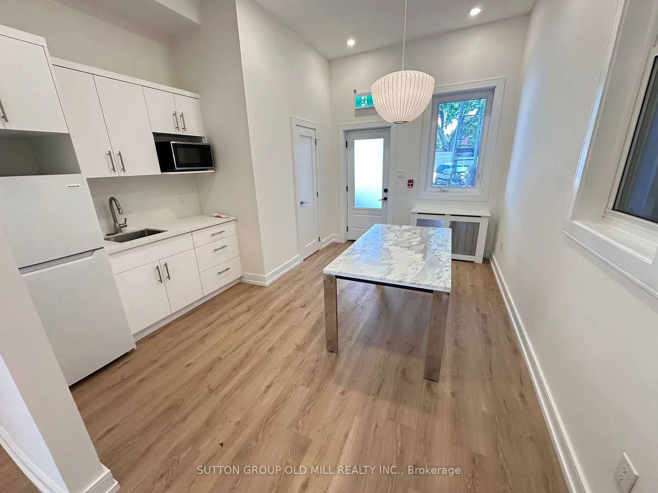 3293, Dundas, Junction Area, Toronto