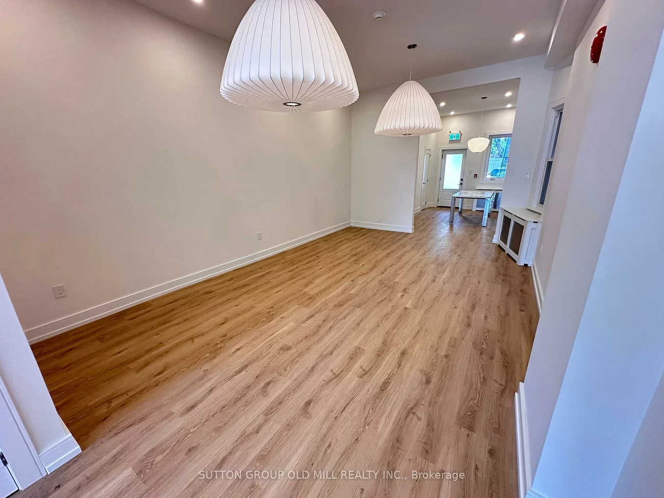 3293, Dundas, Junction Area, Toronto