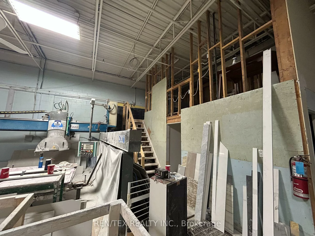 4280, Weston, Humber Summit, Toronto