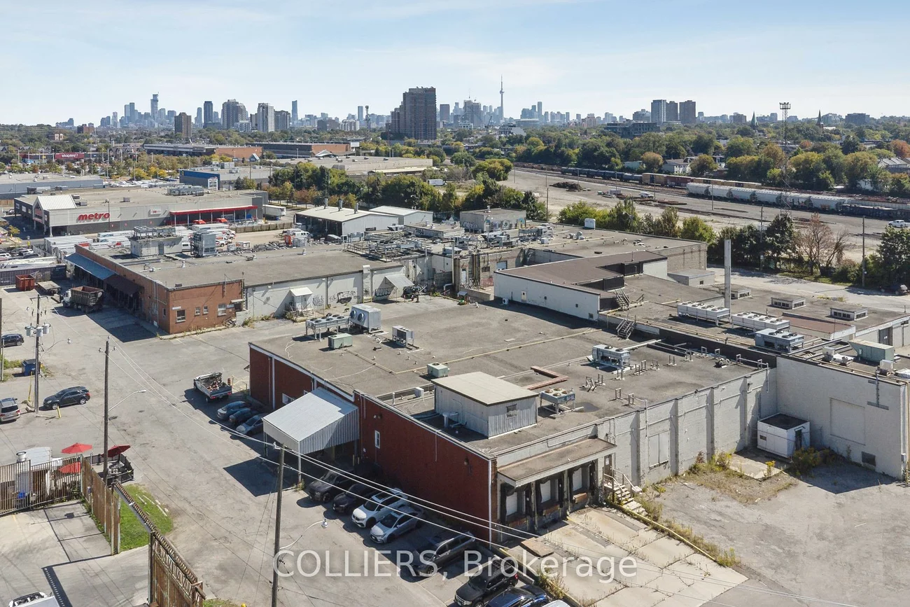 109, Ryding, Junction Area, Toronto