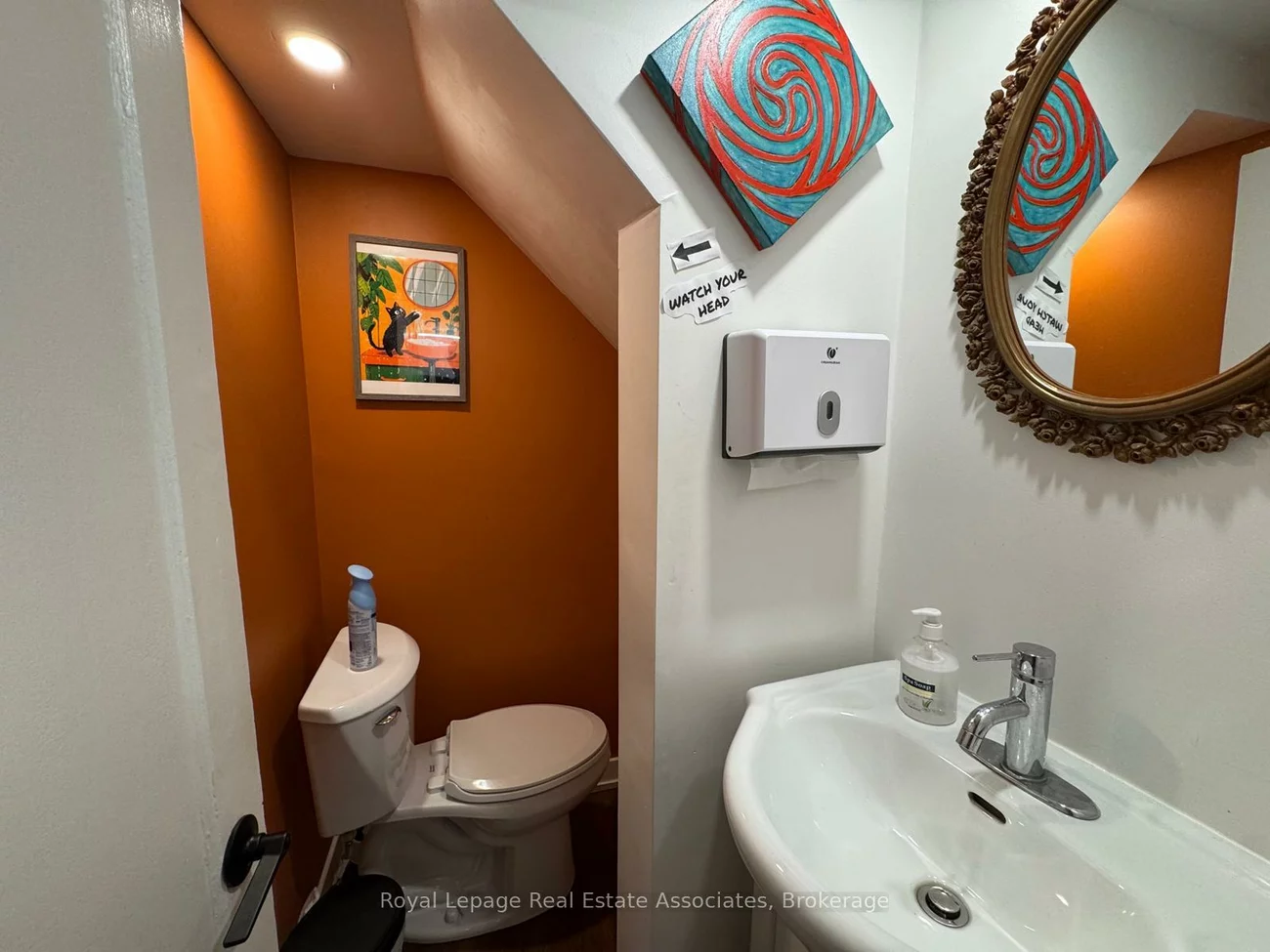 1537, Queen, South Parkdale, Toronto