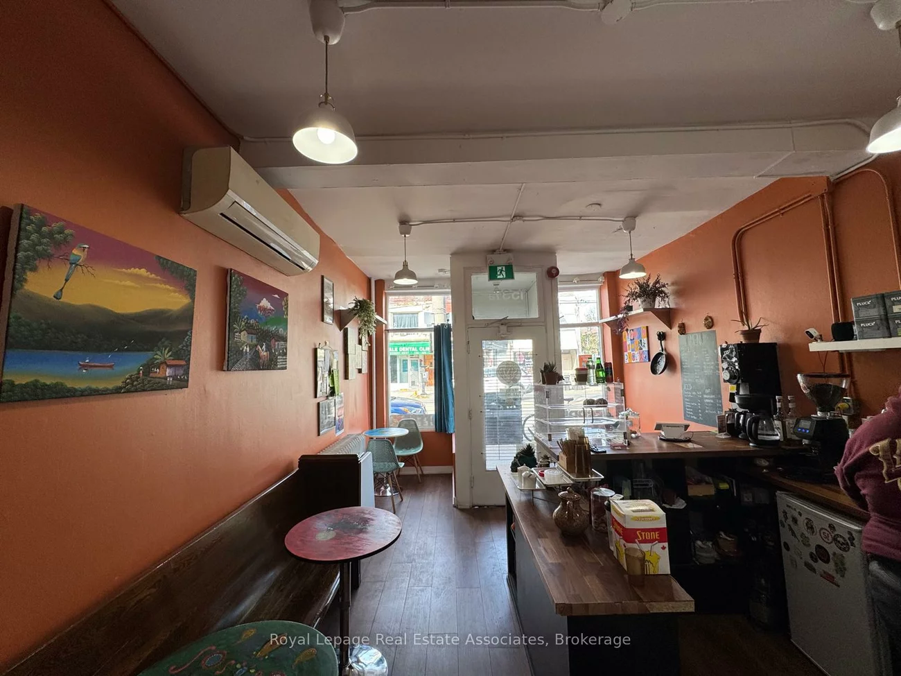 1537, Queen, South Parkdale, Toronto