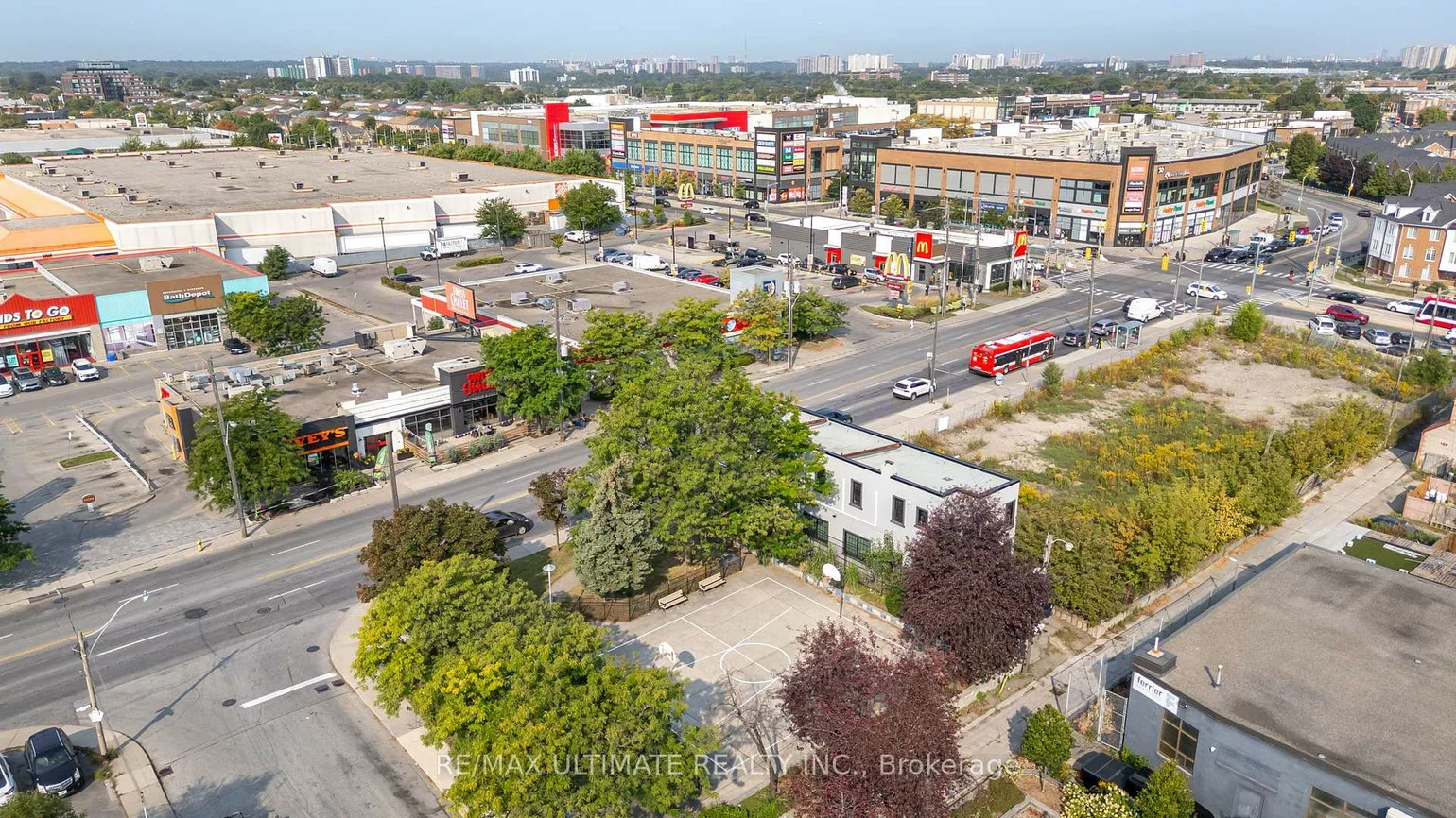 603, Keele, Junction Area, Toronto
