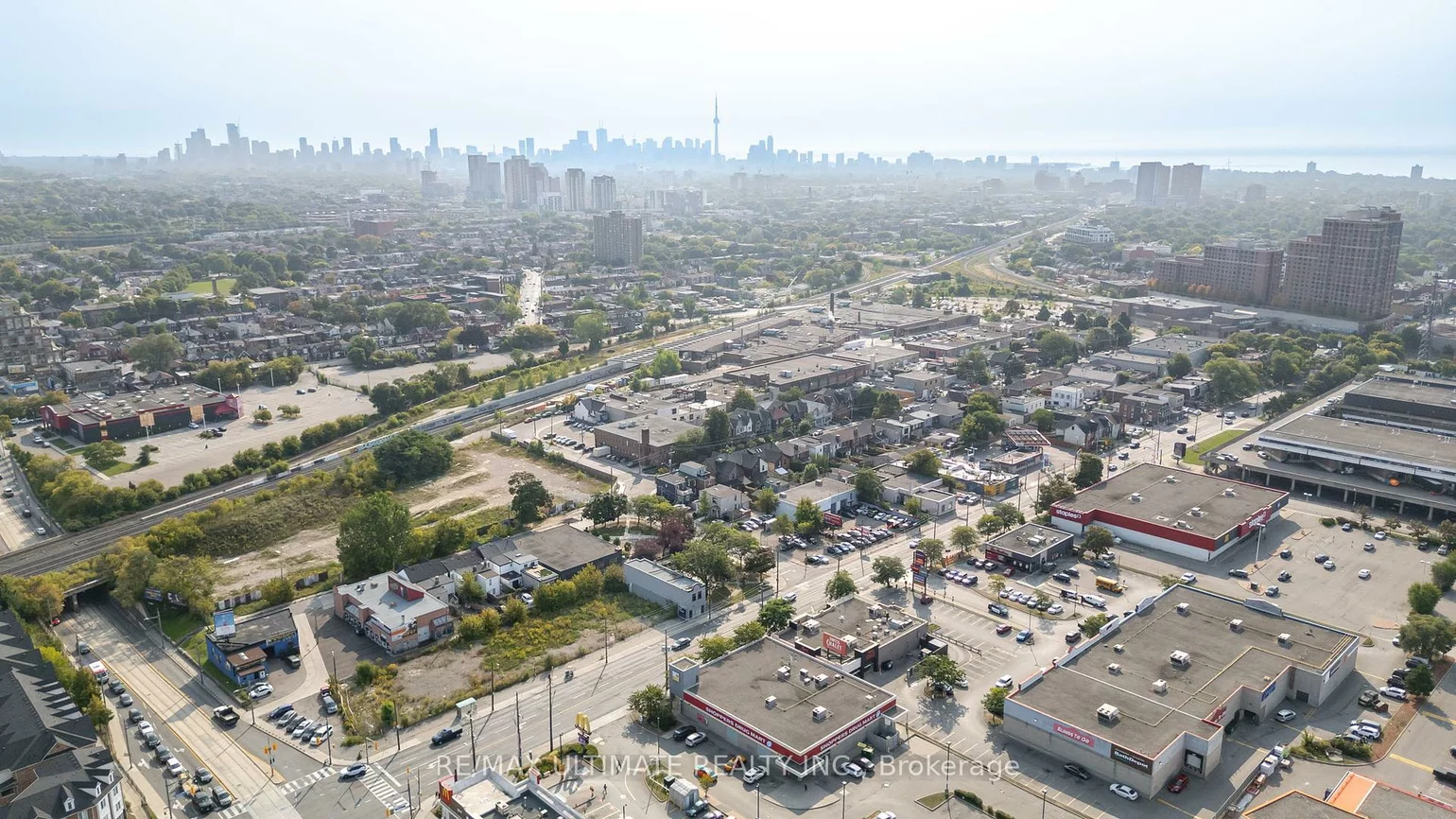 603, Keele, Junction Area, Toronto