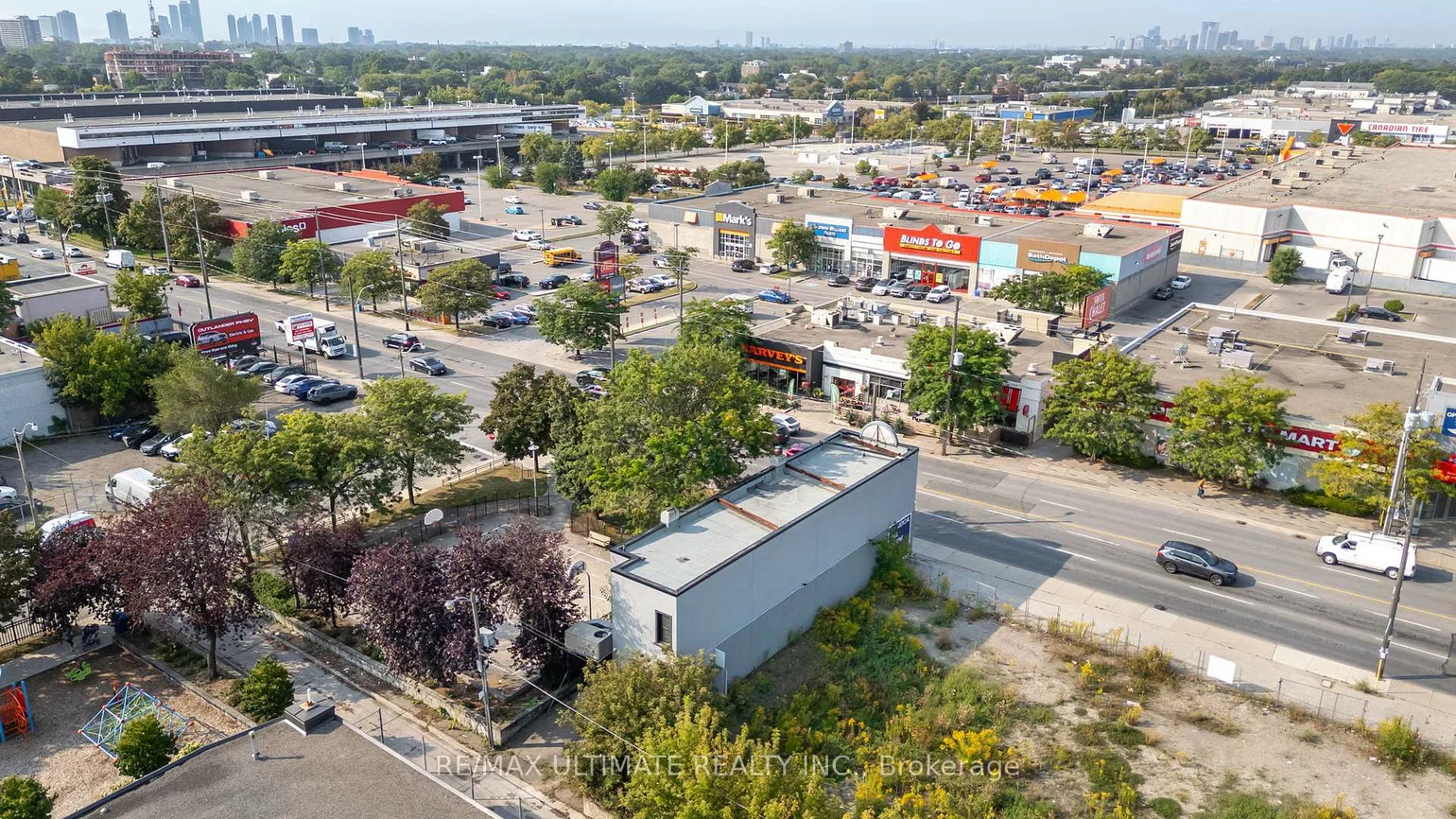 603, Keele, Junction Area, Toronto