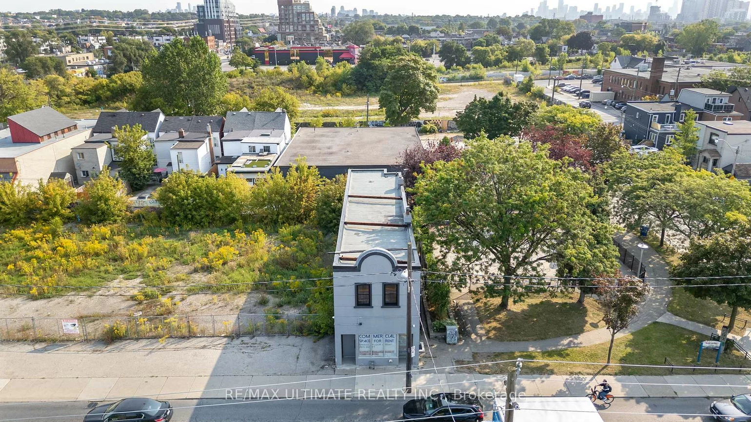 603, Keele, Junction Area, Toronto